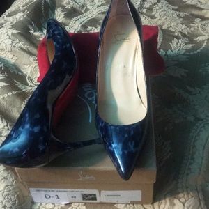 Authentic Christian Louboutin navy pumps 40